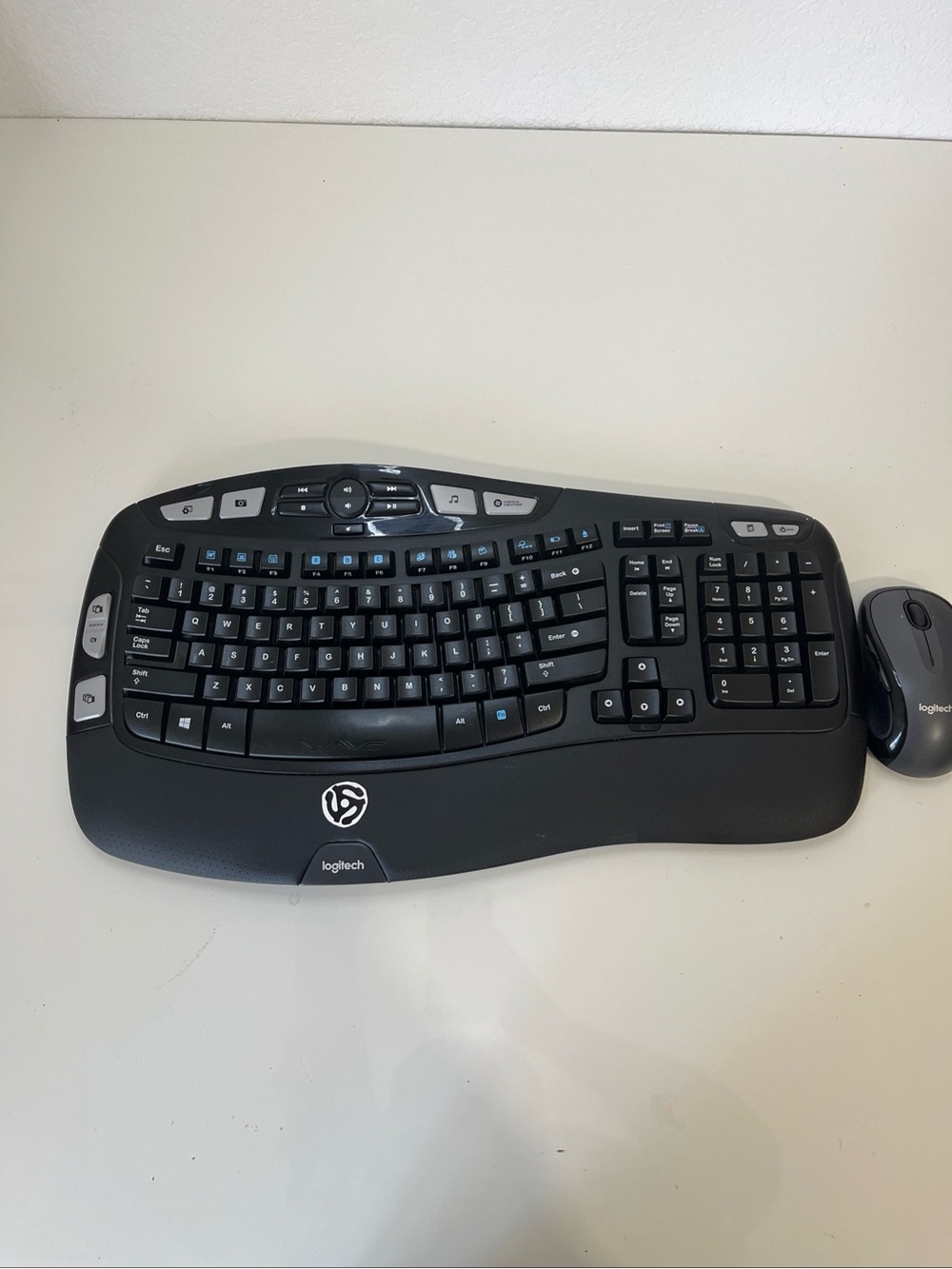 Logitech K350 (920-004481) Wireless Keyboard And Mouse